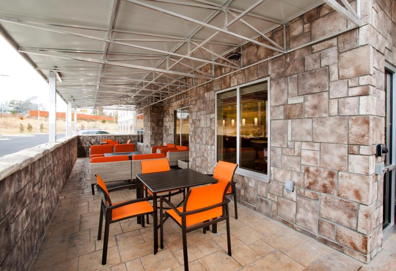 Holiday Inn Express Hotel & Suites Hot Springs By Ihg Exterior photo
